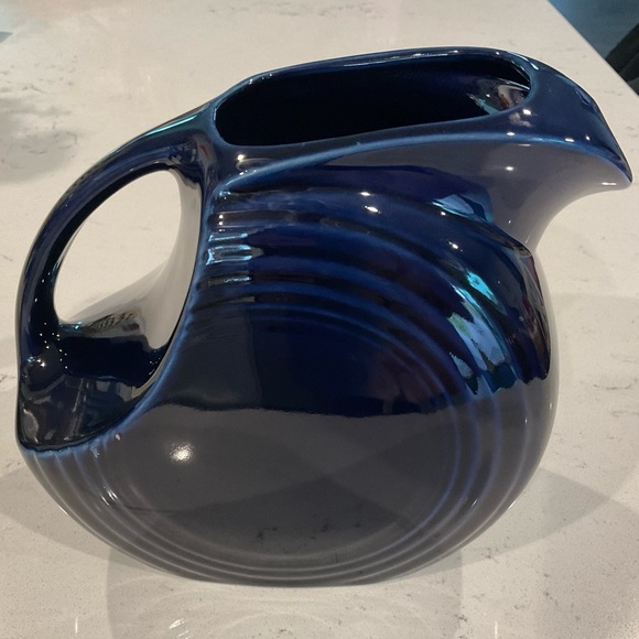 Vintage Cobalt Blue Fiestaware Disk Pitcher Beautiful Piece 7” by 7” - Picture 2 of 9